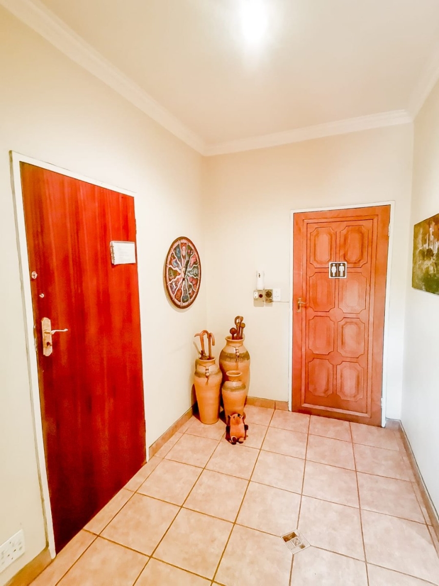 7 Bedroom Property for Sale in Parklands Western Cape
